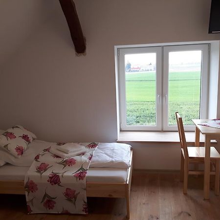 Pokoje Gościnne Pod Brzózką Poledno Exterior foto