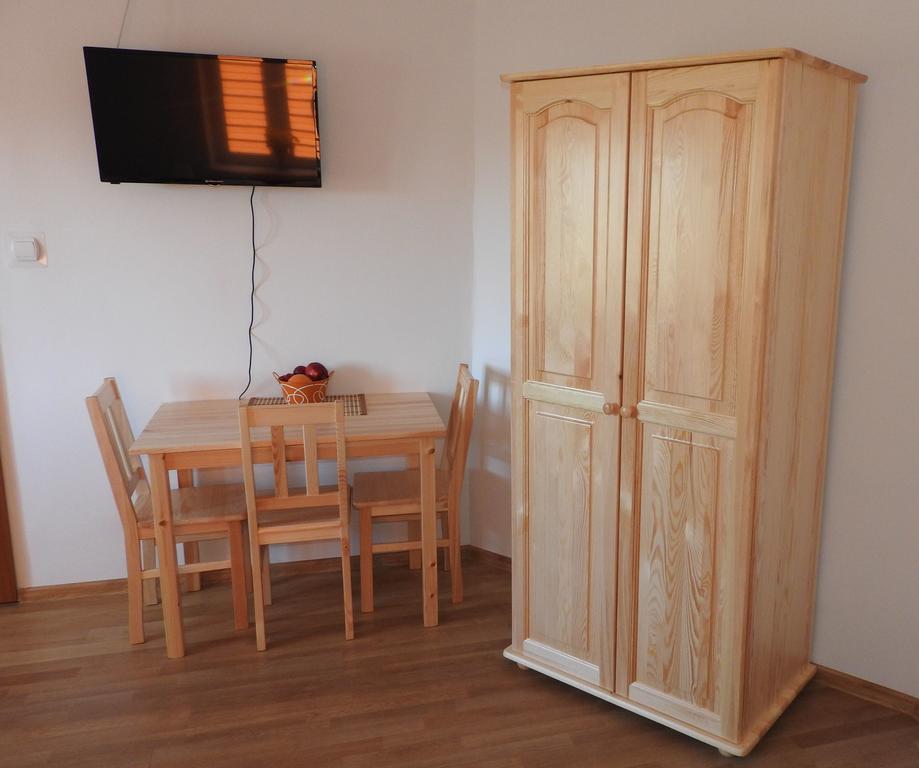 Pokoje Gościnne Pod Brzózką Poledno Exterior foto