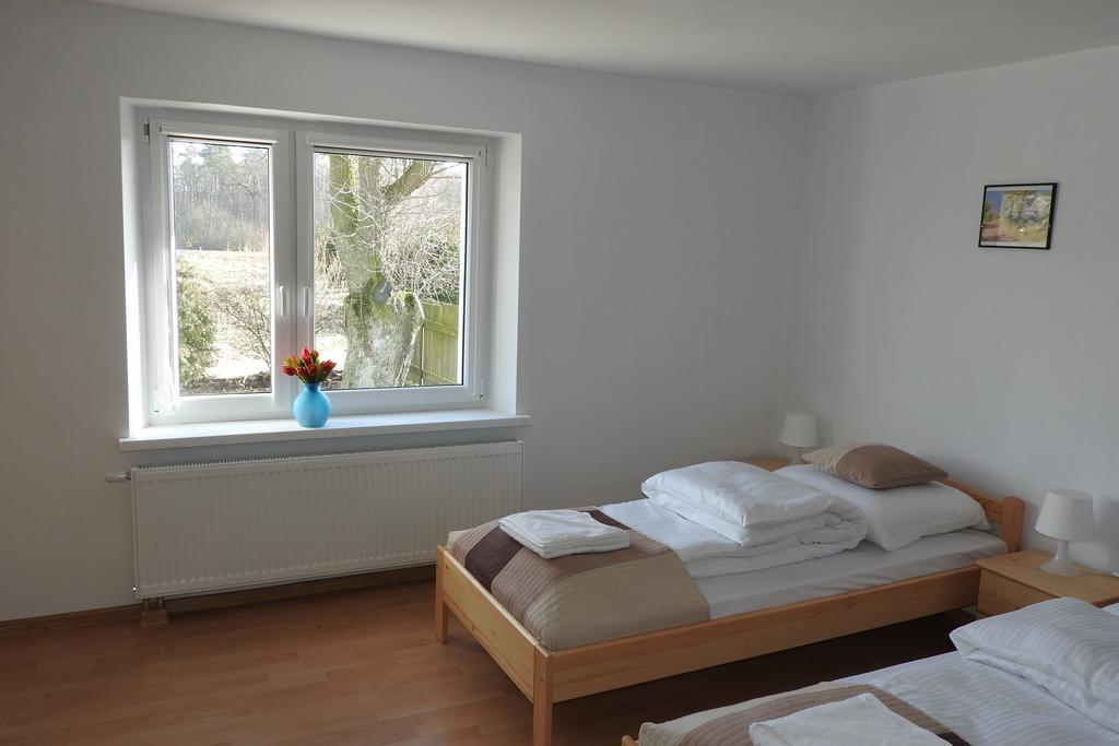 Pokoje Gościnne Pod Brzózką Poledno Exterior foto